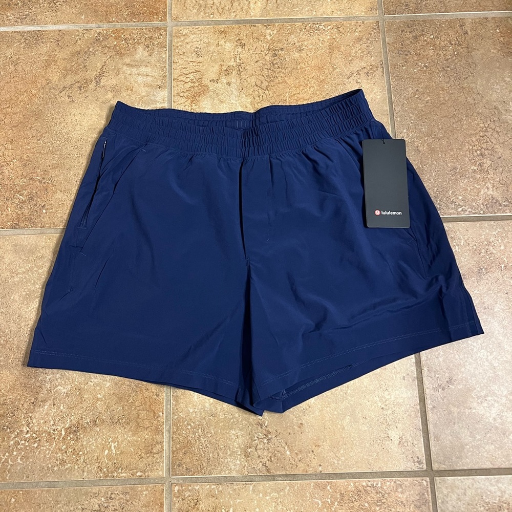 Lululemon Men’s Pace Breaker Short 5” LL Size XL Blue Night Sea NISE NWT